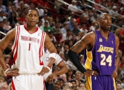 Doinb连续十二场比赛得分超过领先优势明显，湖人不断突破！气势如虹延续