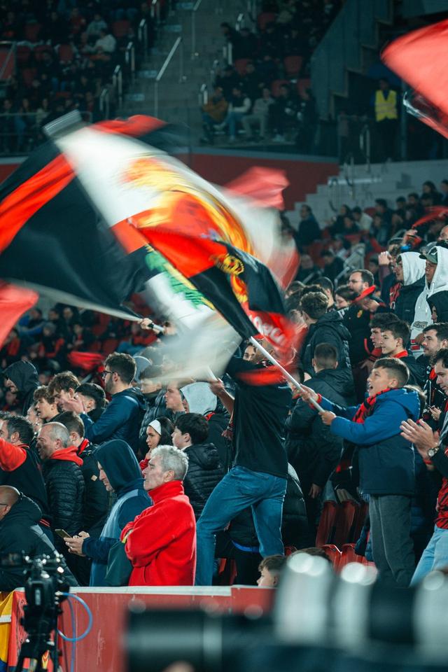 欧洲强队势不可挡,实力碾压对手 欧洲强队势不可挡,实力碾压对手