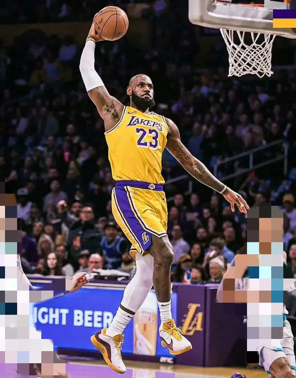 关于独行侠，复出首战轰40分，詹姆斯！的信息